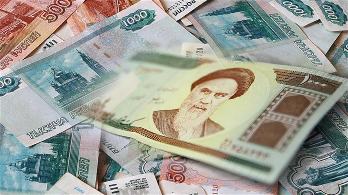 Tahran ile Moskova, Temmuz 2022'de karşılıklı ticari işlemlerde ABD doları