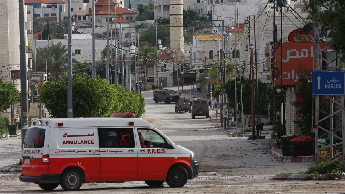 İsrail güçlerinin, işgal altındaki Batı Şeria'da 2 Filistinliyi daha öldürdüğü,