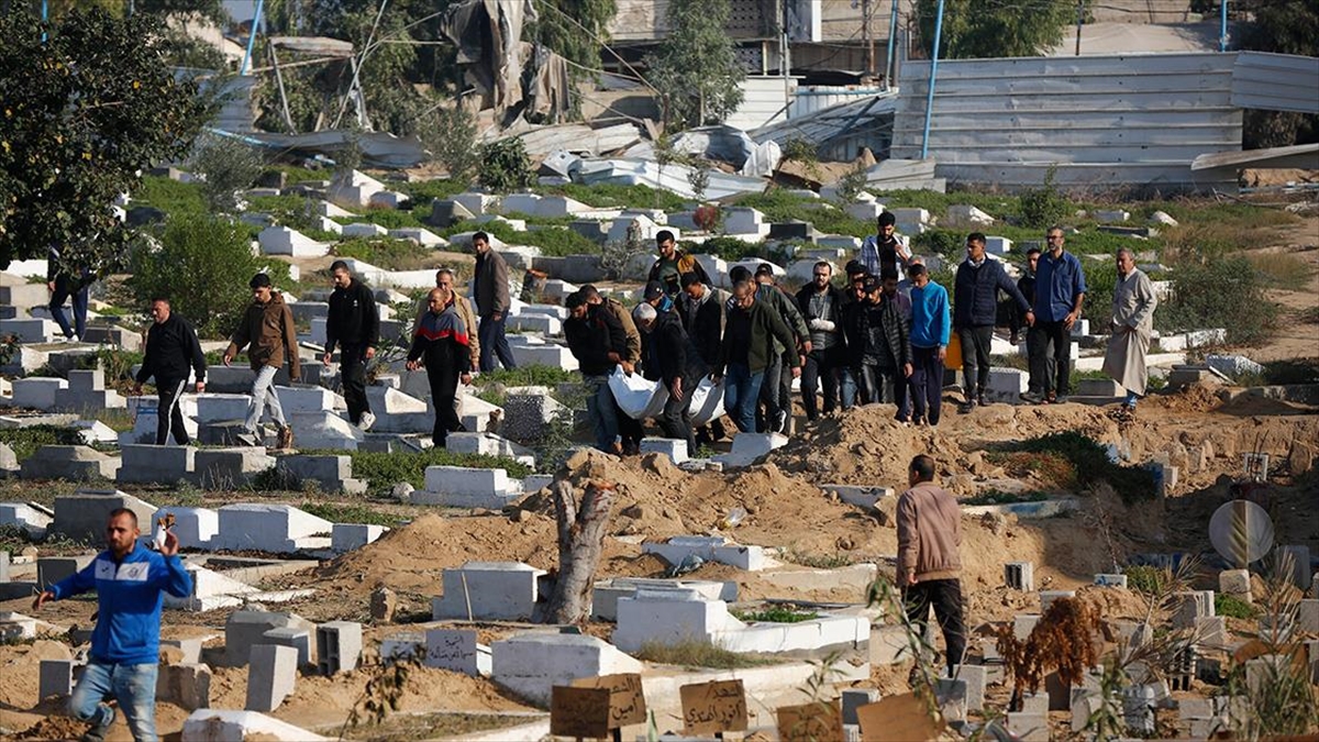 İsrail ordusunun, Gazze Şeridi'ne yönelik aralıksız saldırıları sonucu sürekli artan