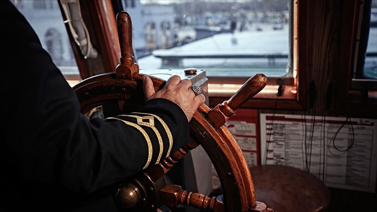 İstanbul Boğazı'nda, mevcut gemilerin tonajı ve uzunluğunun artmasıyla birlikte coğrafi
