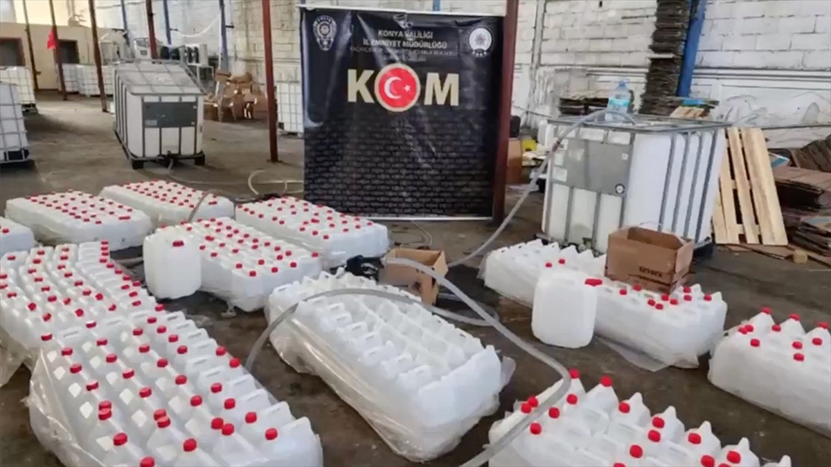 İçişleri Bakanı Ali Yerlikaya, kaçak ve sahte içki ticaretinin engellenmesine