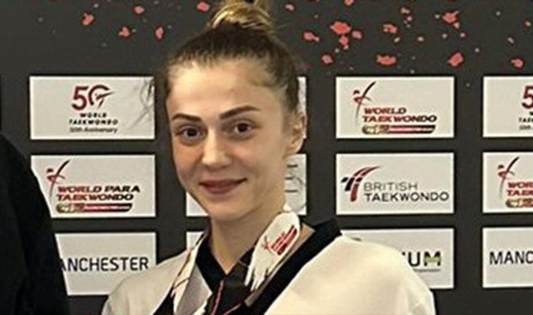 Milli sporcu Merve Dinçel Kavurat, Dünya Tekvando Federasyonu tarafından 2023