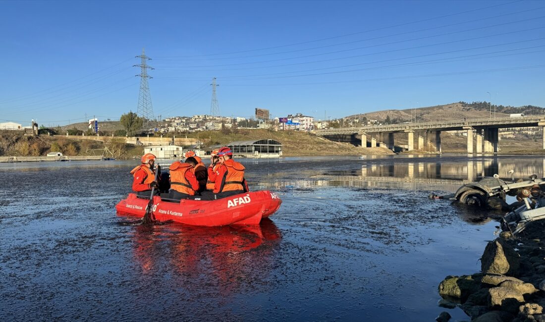 Kahramanmaraş'ta, oyun oynarken nehre düşerek kaybolan yabancı uyruklu 14 yaşındaki