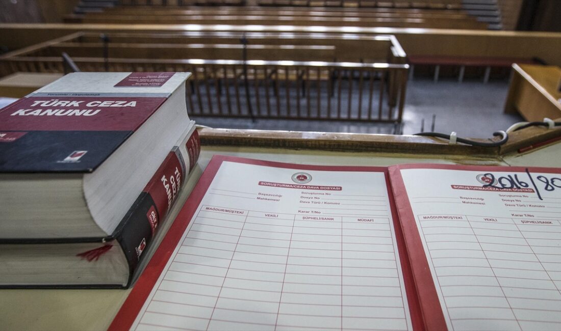 Kamuoyunda "yüksek karlı gizli fon" adıyla bilinen 2'si tutuklu 7