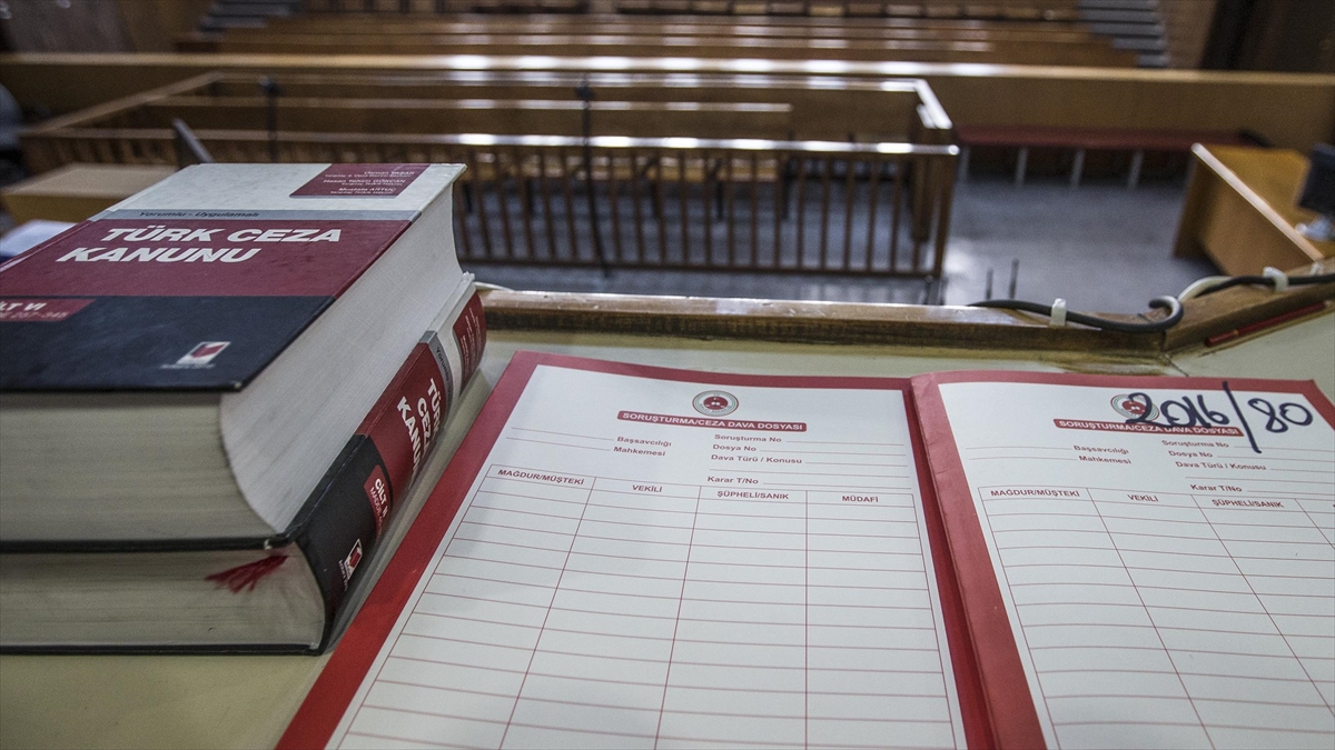 Kamuoyunda "yüksek karlı gizli fon" adıyla bilinen 2'si tutuklu 7