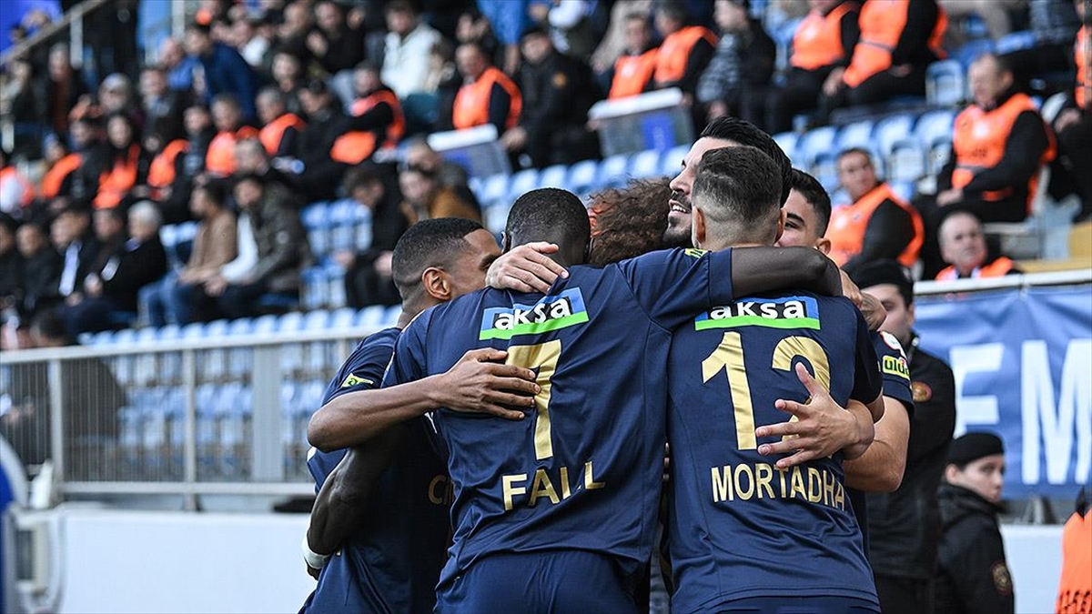 Trendyol Süper Lig'in 14. haftasında oynanan Kasımpaşa-Gaziantep FK karşılaşması, ev