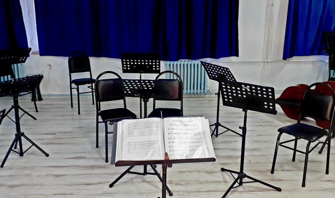 Milli Eğitim Bakanlığı (MEB), liselerde seçmeli dersler kapsamına alınan "sanat