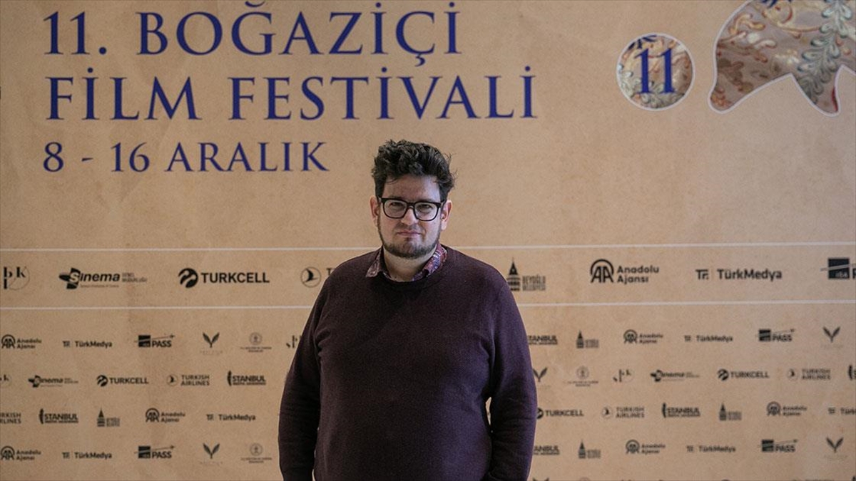 Oscar ödüllü kısa filmi "Sing" başta olmak üzere "Captives" ve
