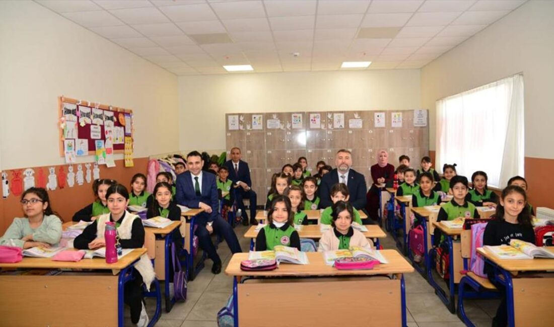 Milli Eğitim Bakanı Yusuf Tekin'in talimatıyla 4 bakan yardımcısı ve