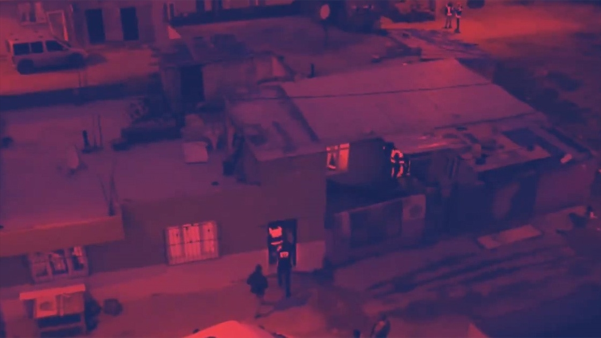 İçişleri Bakanı Ali Yerlikaya, ruhsatsız silah taşıyanlar ile silah kaçakçılarına