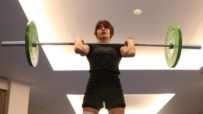 Çocuk yaşlarda judoya başlayıp şampiyonluk ve çeşitli dereceler alan 24