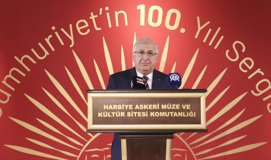 Milli Savunma Bakanı Güler, Cumhuriyet'in 100. Yılı Sergisi'ni açtı Milli Savunma Bakanı Yaşar Güler, Harbiye Askeri Müze ve Kültür