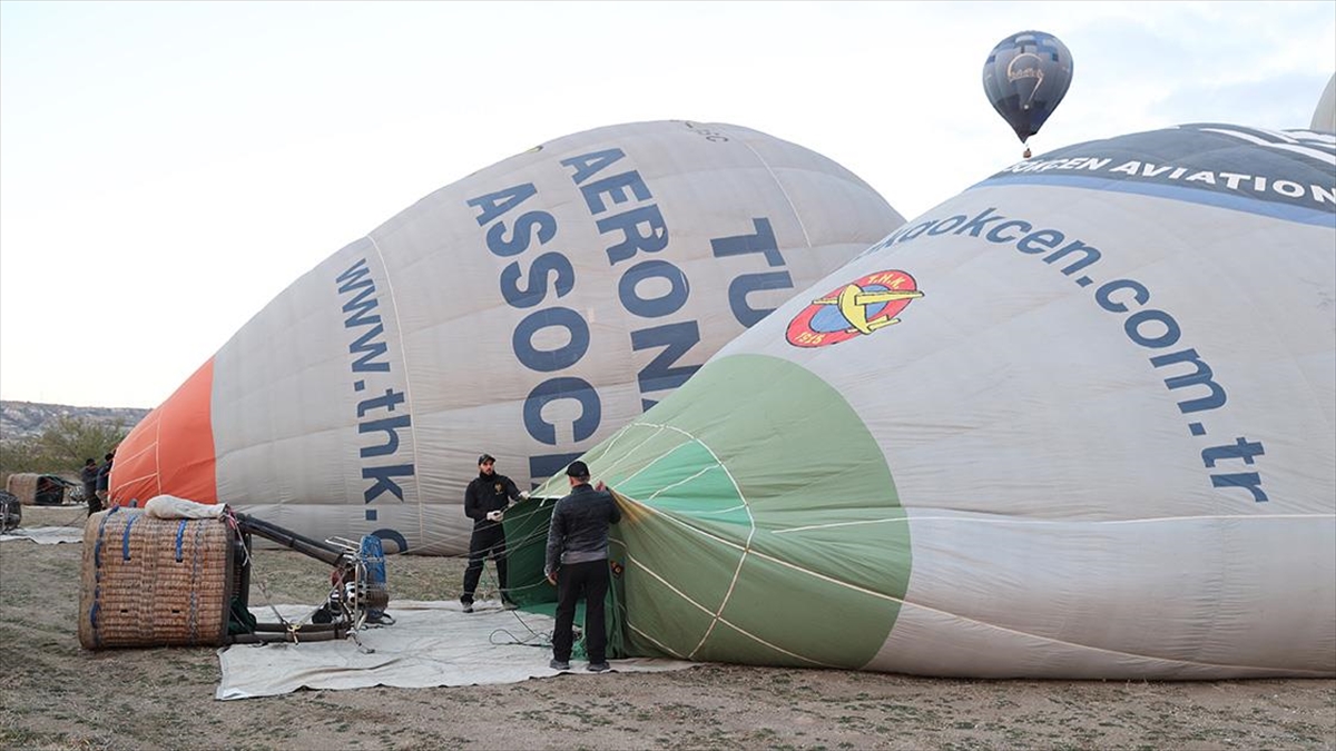 Sıcak hava balon pilotu olmak isteyen Mısır ve Faslı öğrenciler,