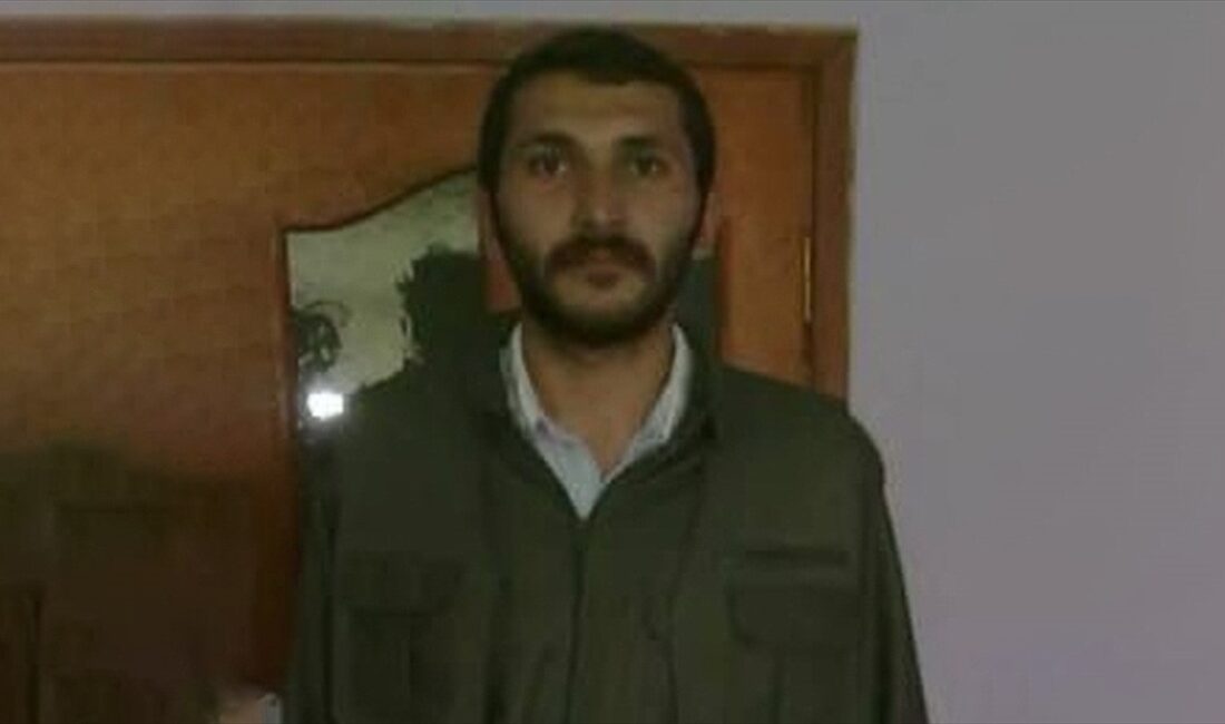 Milli İstihbarat Teşkilatı (MİT), terör örgütü PKK/YPG'nin Suriye'nin Tel Rıfat