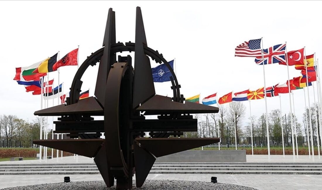 NATO, Rusya karşısında Ukrayna'ya destek ile savunma ve caydırıcılığı güçlendirme