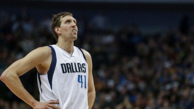 Amerikan Basketbol Ligi'nin (NBA) efsane oyuncularından Dirk Nowitzki, Houston Rockets'ta