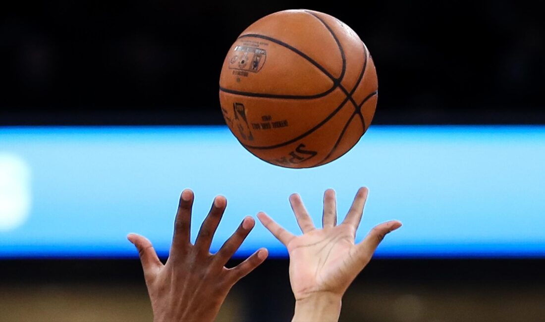 Amerikan Basketbol Ligi'nde (NBA) Philadelphia 76ers, milli basketbolcu Alperen Şengün'ün