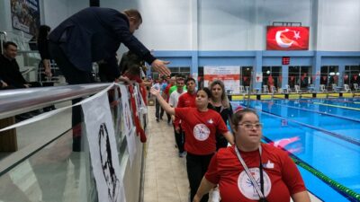 ANTALYA (AA) – Özel Sporcular Türkiye Yüzme Şampiyonası, Antalya'da başladı.