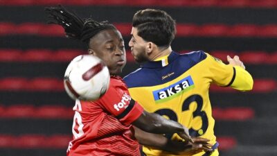 Trendyol Süper Lig'in 18. haftasında Siltaş Yapı Pendikspor ile MKE