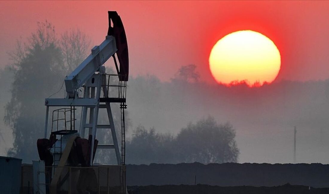 Batı ülkelerinin Rus petrolü için 1 yıl önce başladığı tavan