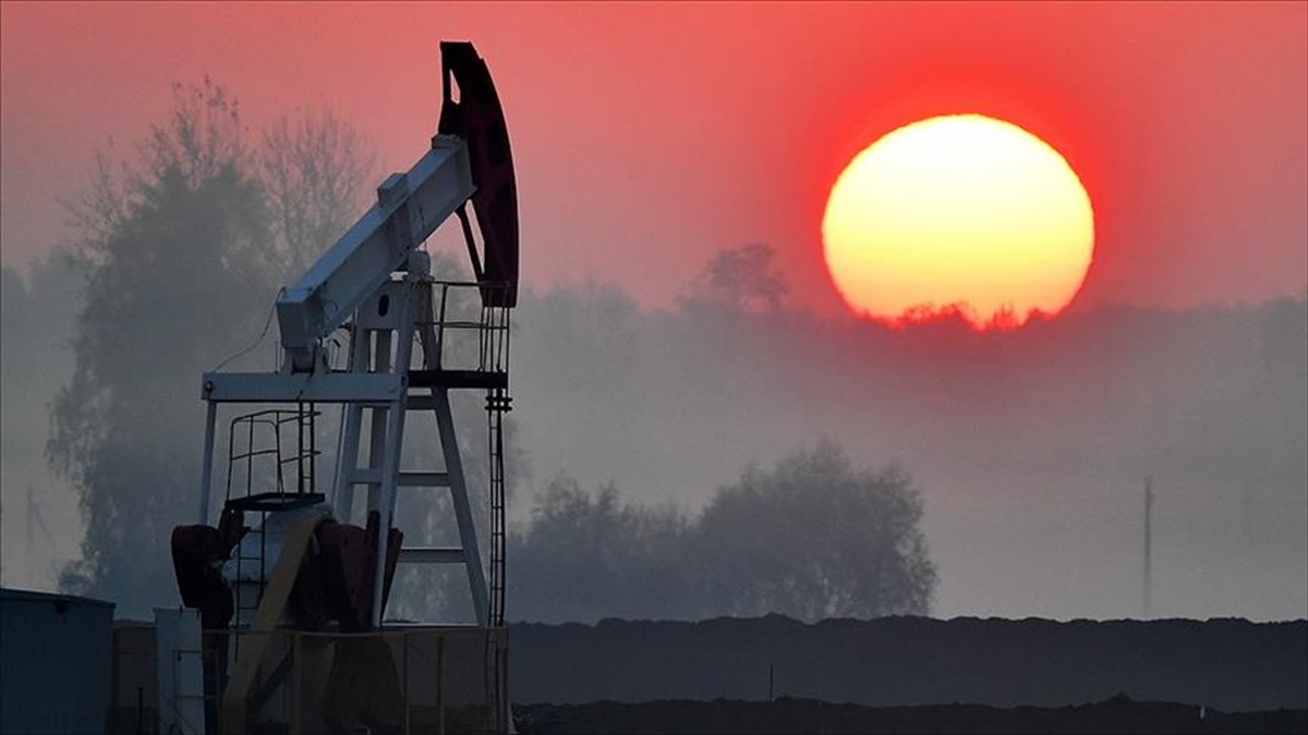 Batı ülkelerinin Rus petrolü için 1 yıl önce başladığı tavan