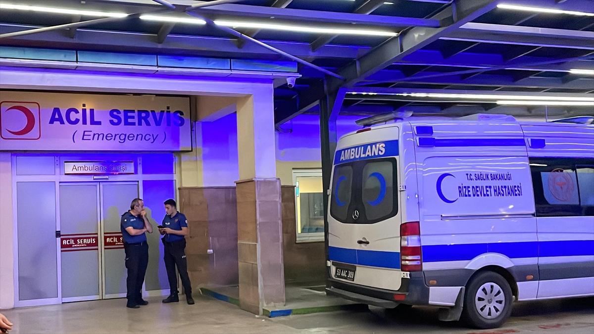 RIZE (AA) – Alınan bilgiye g&ouml;re, Atat&uuml;rk Caddesi’nde y&uuml;r&uuml;yen Hatice