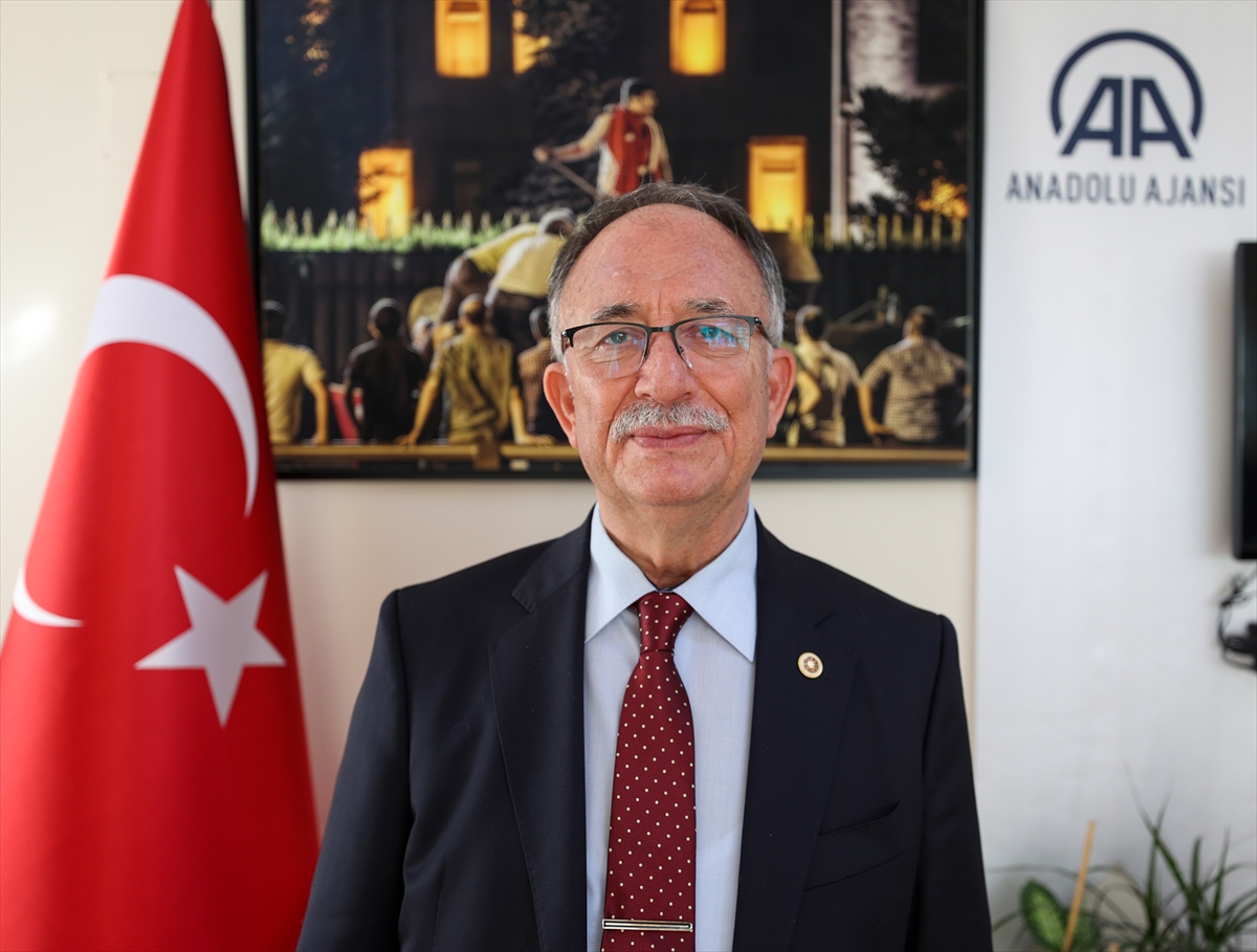 - "Gazze'de gerçekten yürekler acısı bir katliam yaşanıyor. Katliam mı