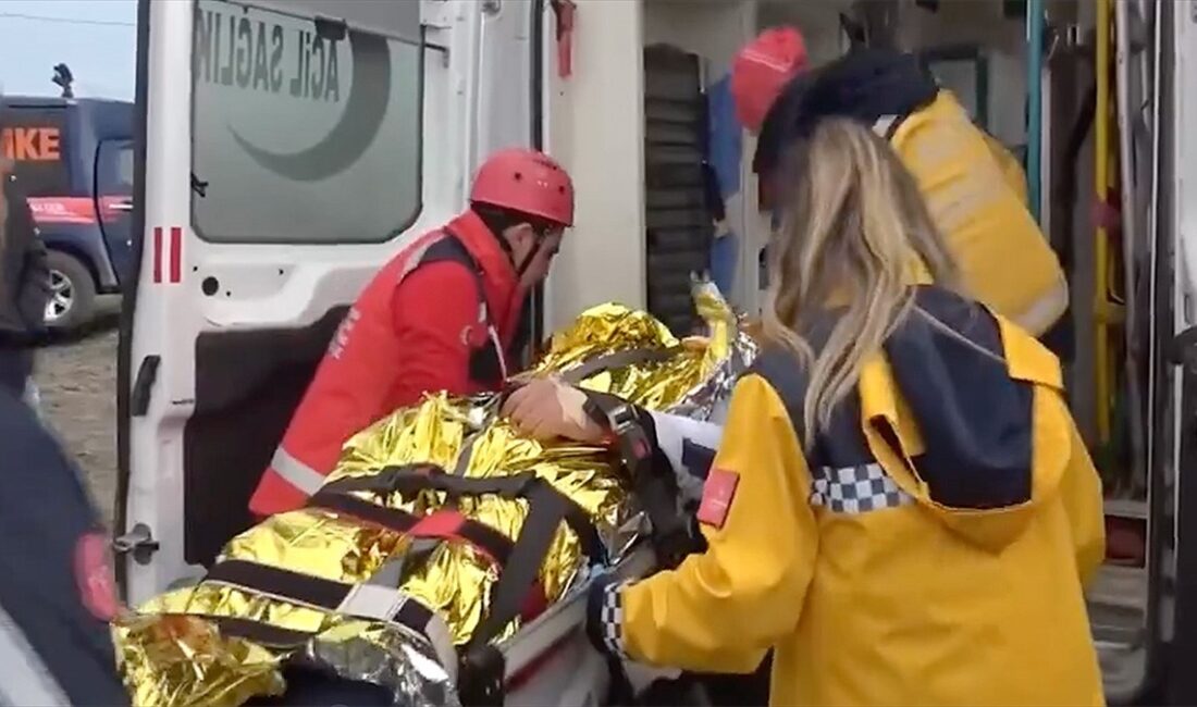 Sağlık Bakanı Fahrettin Koca, Samsun, Çorum, Amasya ve Ordu'da görevli