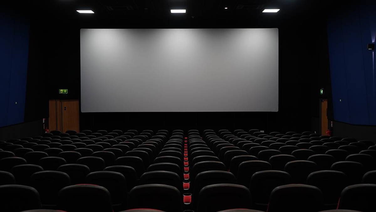 Yıl boyunca en çok izlenen 10 filmden 4'ü yerli yapım