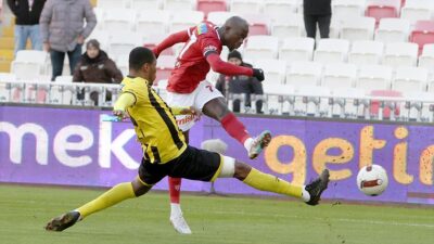 Trendyol Süper Lig'in 18. haftasında EMS Yapı Sivasspor, konuk ettiği