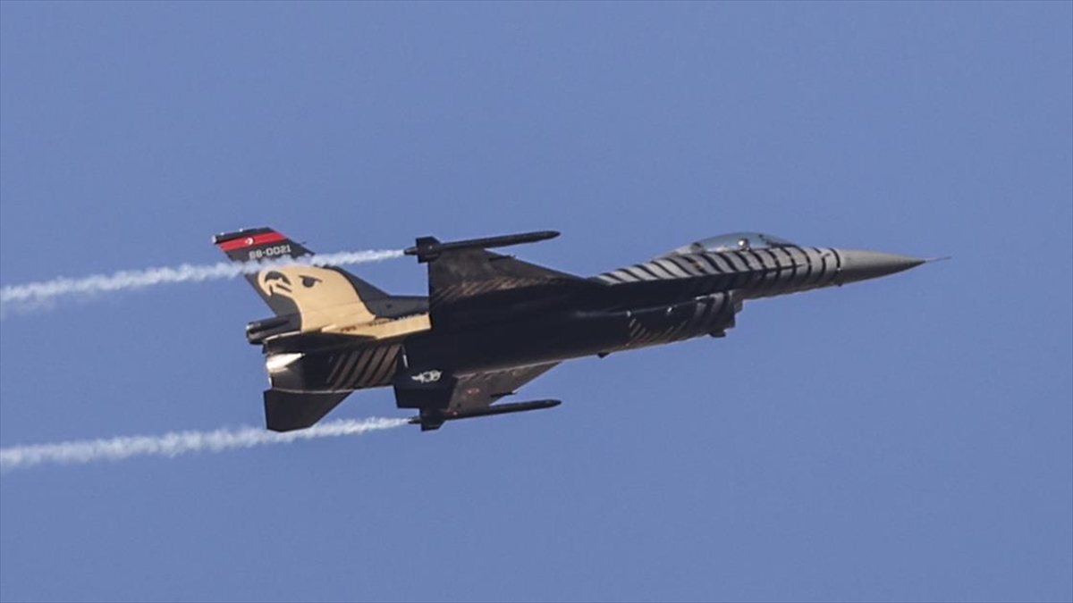 SOLOTÜRK, 25 Aralık Gaziantep'in düşman işgalinden kurtuluşunun 102. yıl dönümü