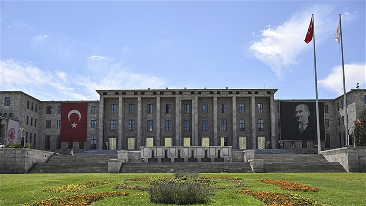 TBMM (AA) – Bitmez’in vefat haberinin TBMM Genel Kuruluna ulaşmasının