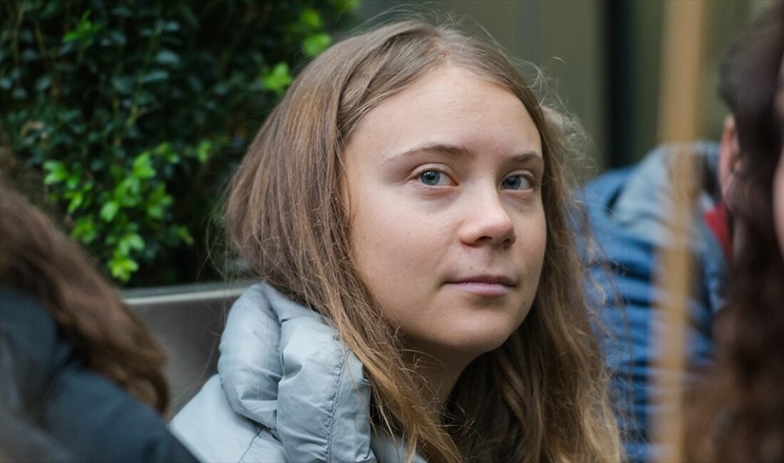 İsveçli iklim aktivisti Greta Thunberg'ün de aralarında bulunduğu genç iklim