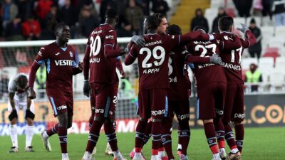 Trabzonspor, Trendyol Süper Lig'in 15. haftasında yarın deplasmanda Gaziantep FK