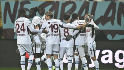 Trendyol Süper Lig'in 17 maçlık döneminde, Trabzonspor'da 12 futbolcu rakip