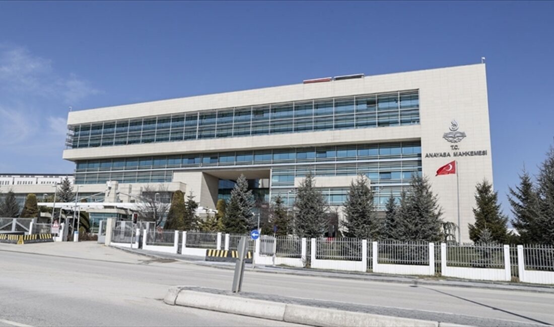 Anayasa Mahkemesi, tüketici mahkemelerinde dava açılmadan önce arabulucuya başvurulmasını zorunlu