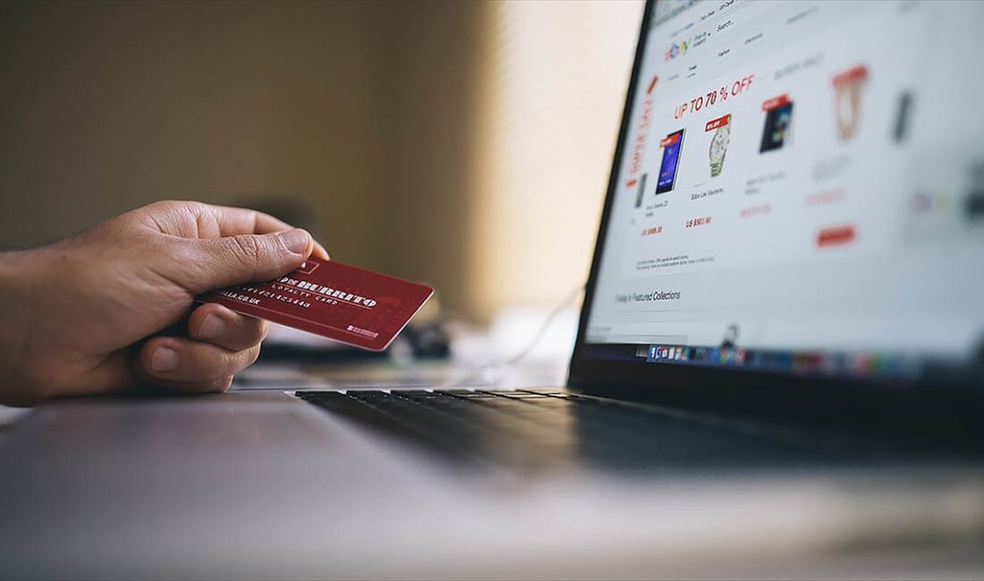 Tüketiciler Derneği Genel Başkanı Levent Küçük, tüketicilere, "para puan"larının kullanım