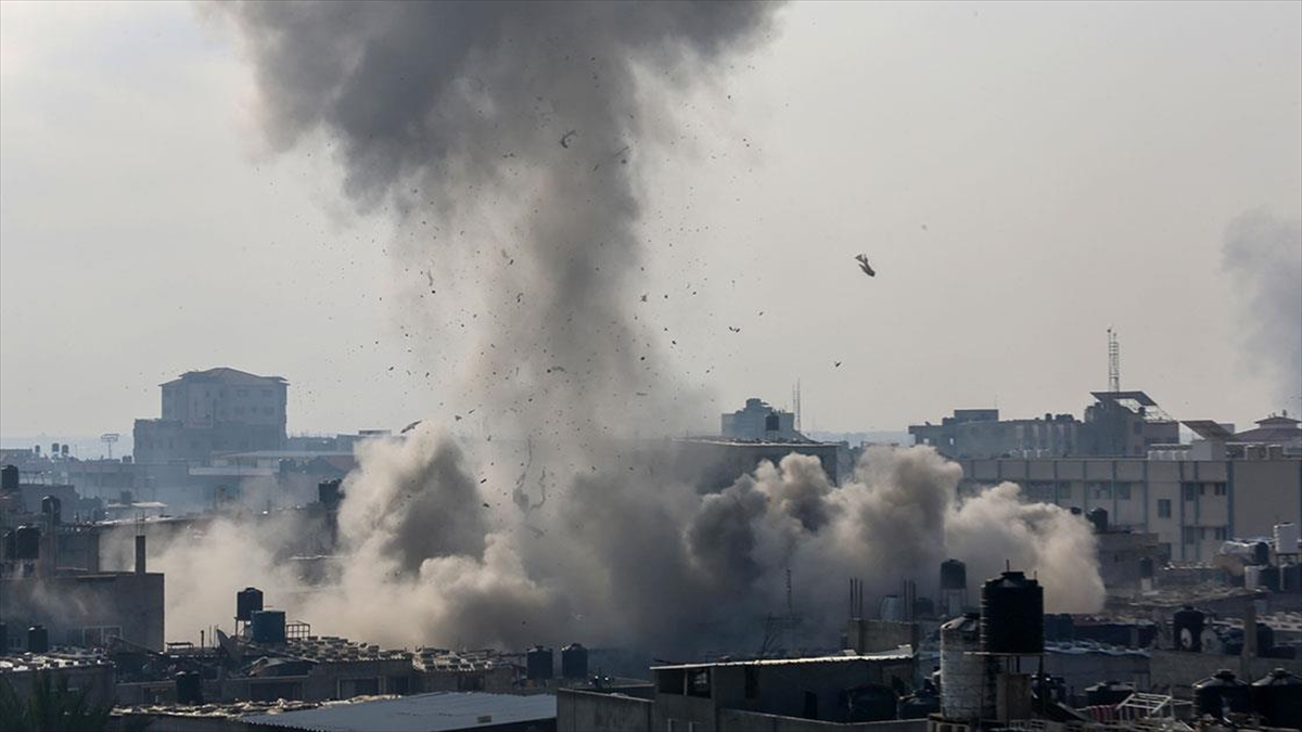 ANKARA (AA) – Uzmanlar, Hamas ile İsrail arasında çatışmalara “insani