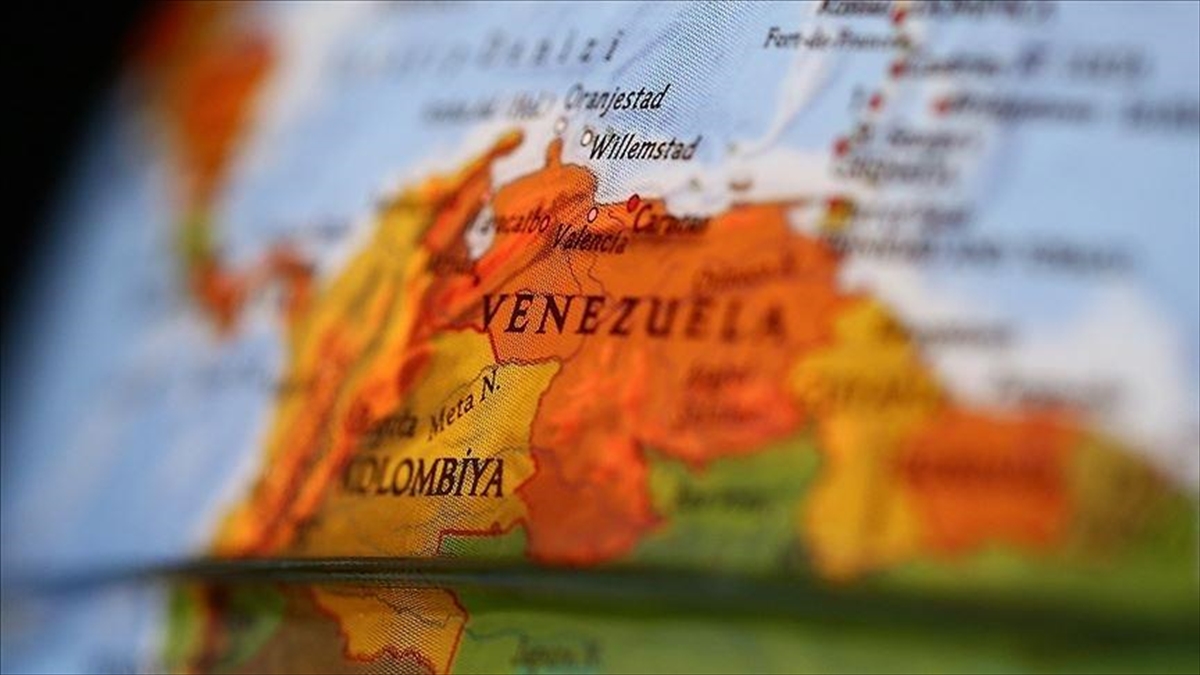 Venezuela ile komşusu Guyana arasında yüzyıldan fazladır süren ihtilaflı Esequibo