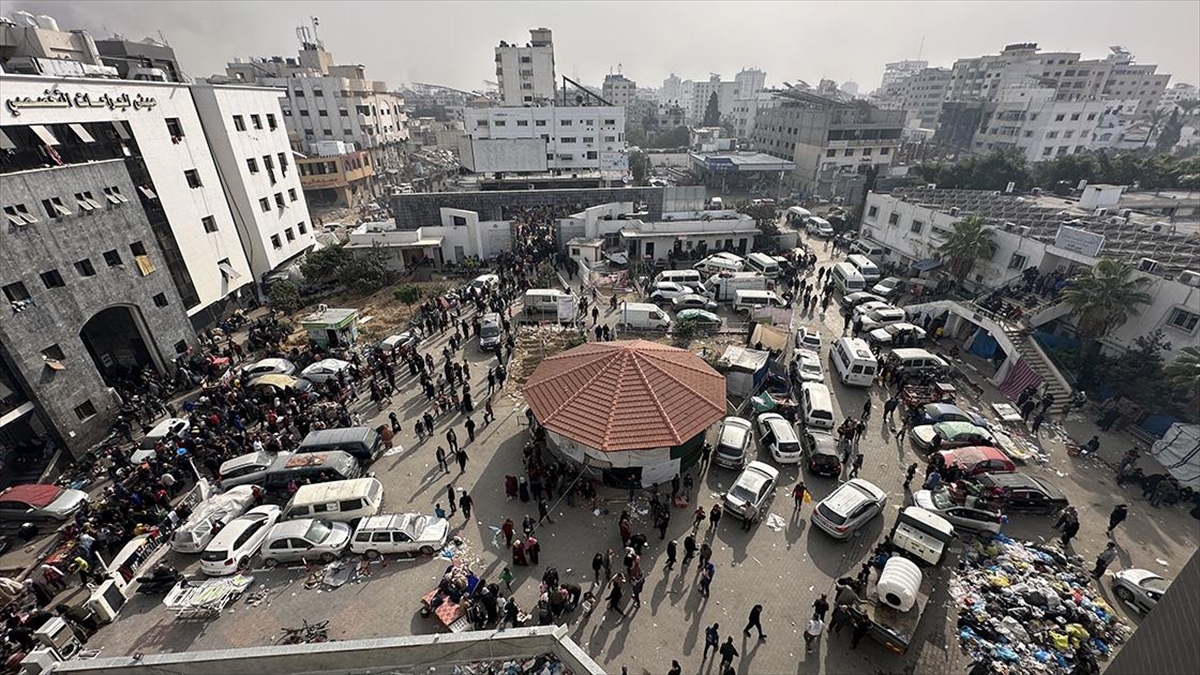 Washington Post gazetesi, İsrail'in Gazze Şeridi'ndeki Şifa Hastanesi'ni işgal etmesine