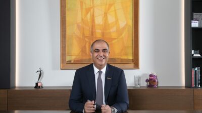 İSTANBUL (AA) – Yapı Kredi müşterileri, kredi kartlarıyla kendileri ya