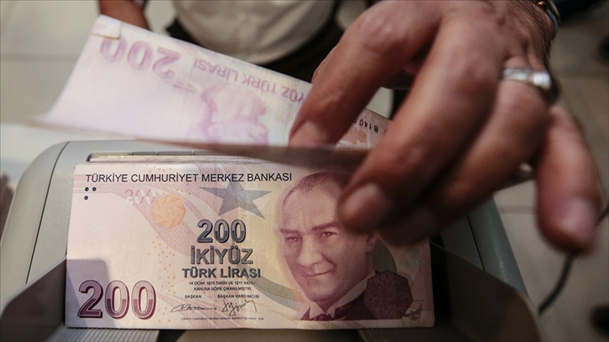 ANKARA (AA) – Yeni asgari ücret yaklaşık 7 milyondan fazla