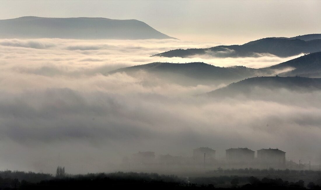 Yurdun iç ve doğu kesimleri için pus ve sis uyarısı Sabah ve gece saatlerinde yurdun iç ve doğu kesimlerinde yer