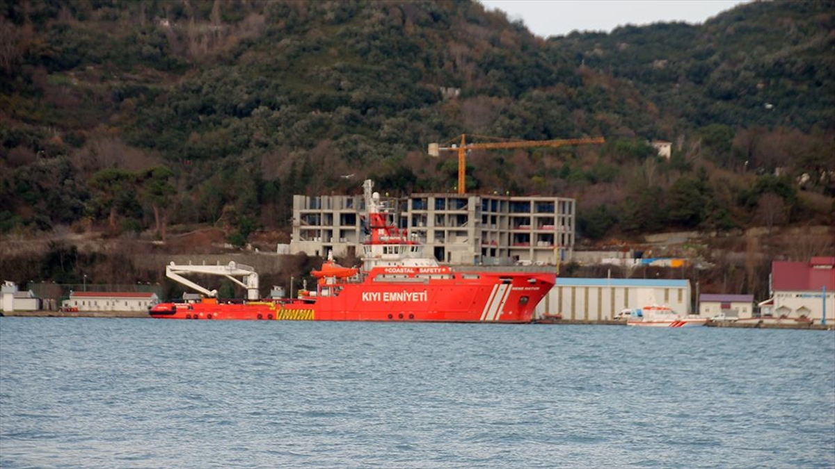 Zonguldak açıklarında batan kuru yük gemisinin kayıp 7 kişilik mürettebatını