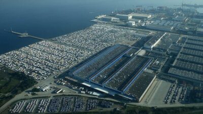 Otomotiv endüstrisi, geçen yıl 35 milyar 4 milyon 230 bin