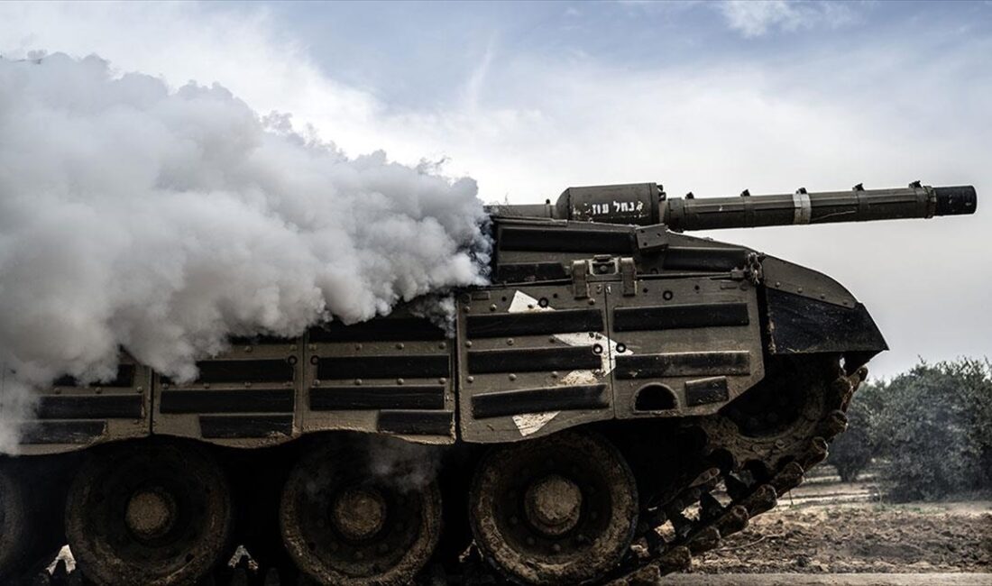 KUDÜS (AA) – Anadolu Ajansı (AA) ekibi sınırdaki tank hareketliliğini