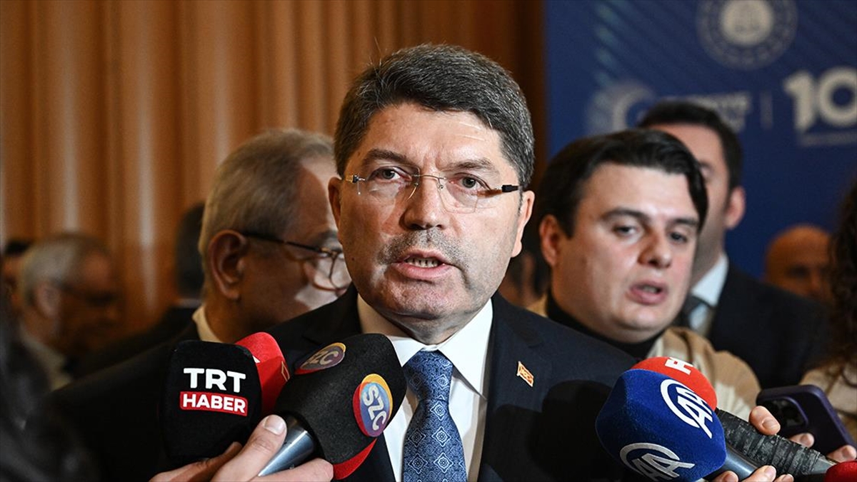 Adalet Bakanı Yılmaz Tunç, "Adalet Bakanlığımızda liyakati esas alırız biz.