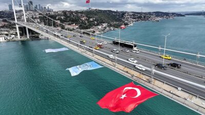 İlk Türk astronot Alper Gezeravcı için 15 Temmuz Şehitler Köprüsü'ne