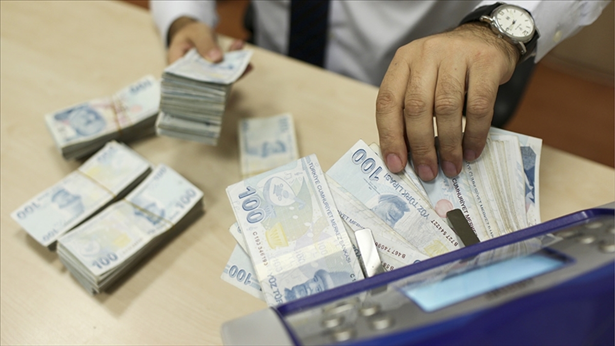 Tüketici Fiyat Endeksi (TÜFE) ile indirgendiğinde Aralık 2023'te en yüksek