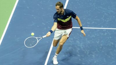 Sezonun ilk grand slam tenis turnuvası Avustralya Açık'ta tek erkeklerin